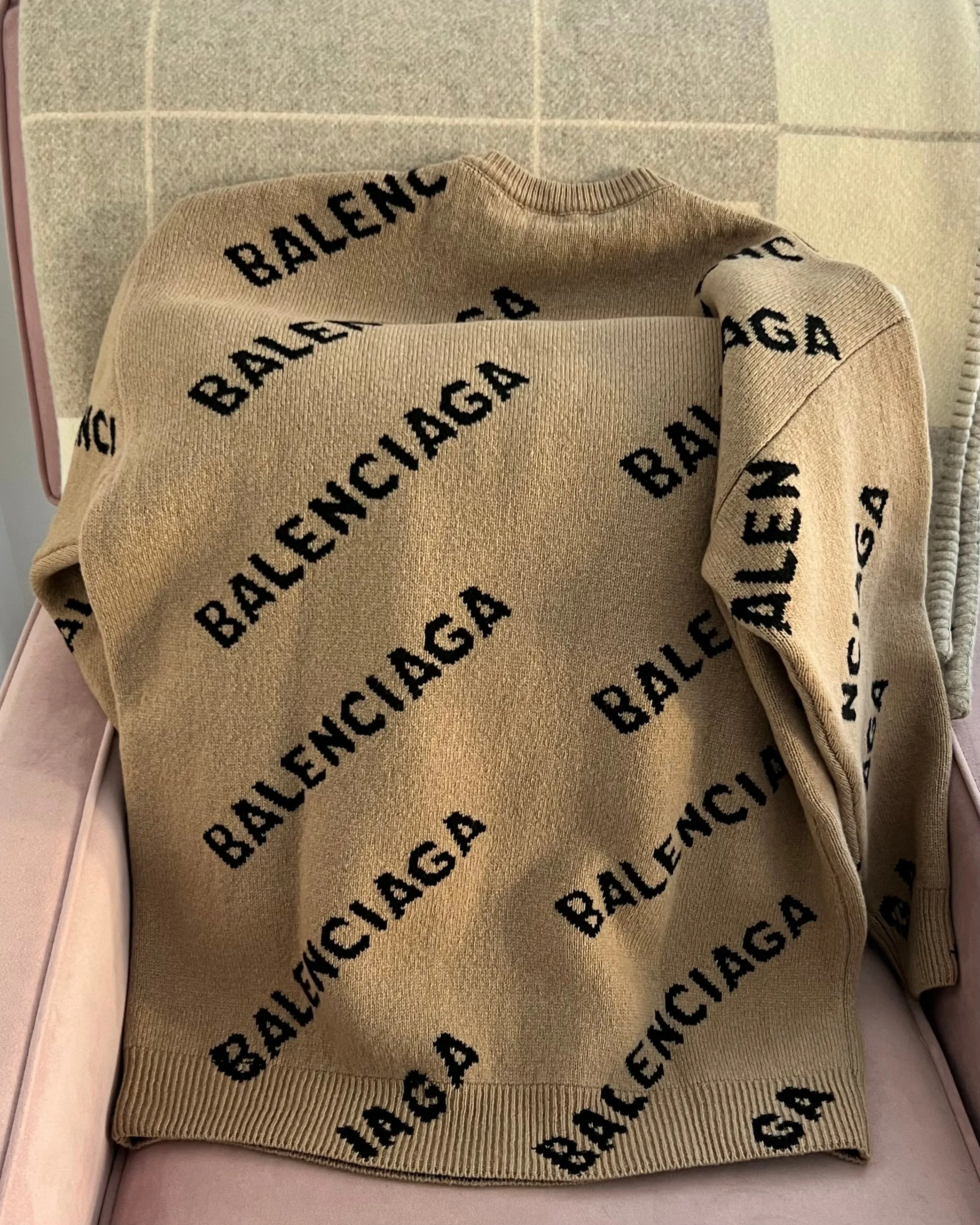 Balenciaga Logo Crew Neck Pullover