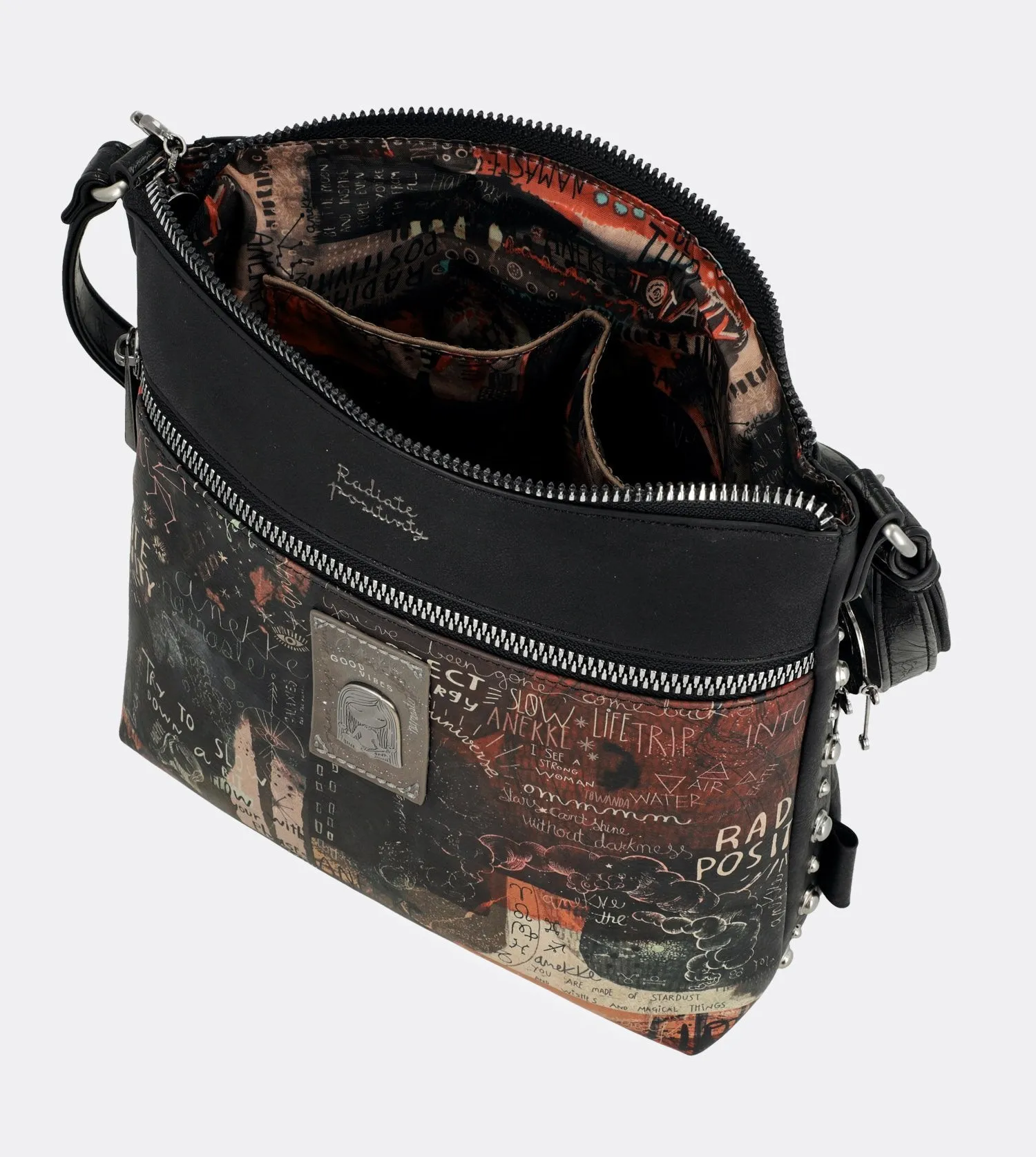 Delightful spirit crossbody bag