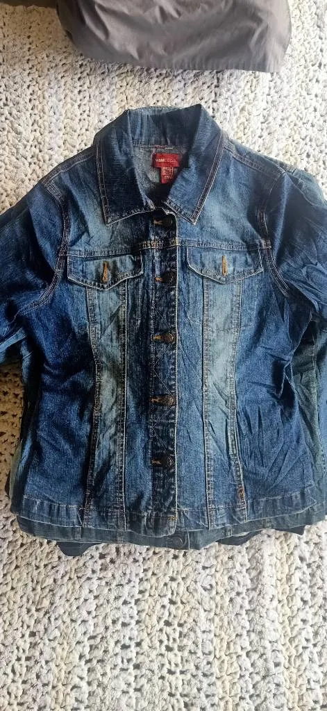 Denim Ladies Coats - 30 Pieces