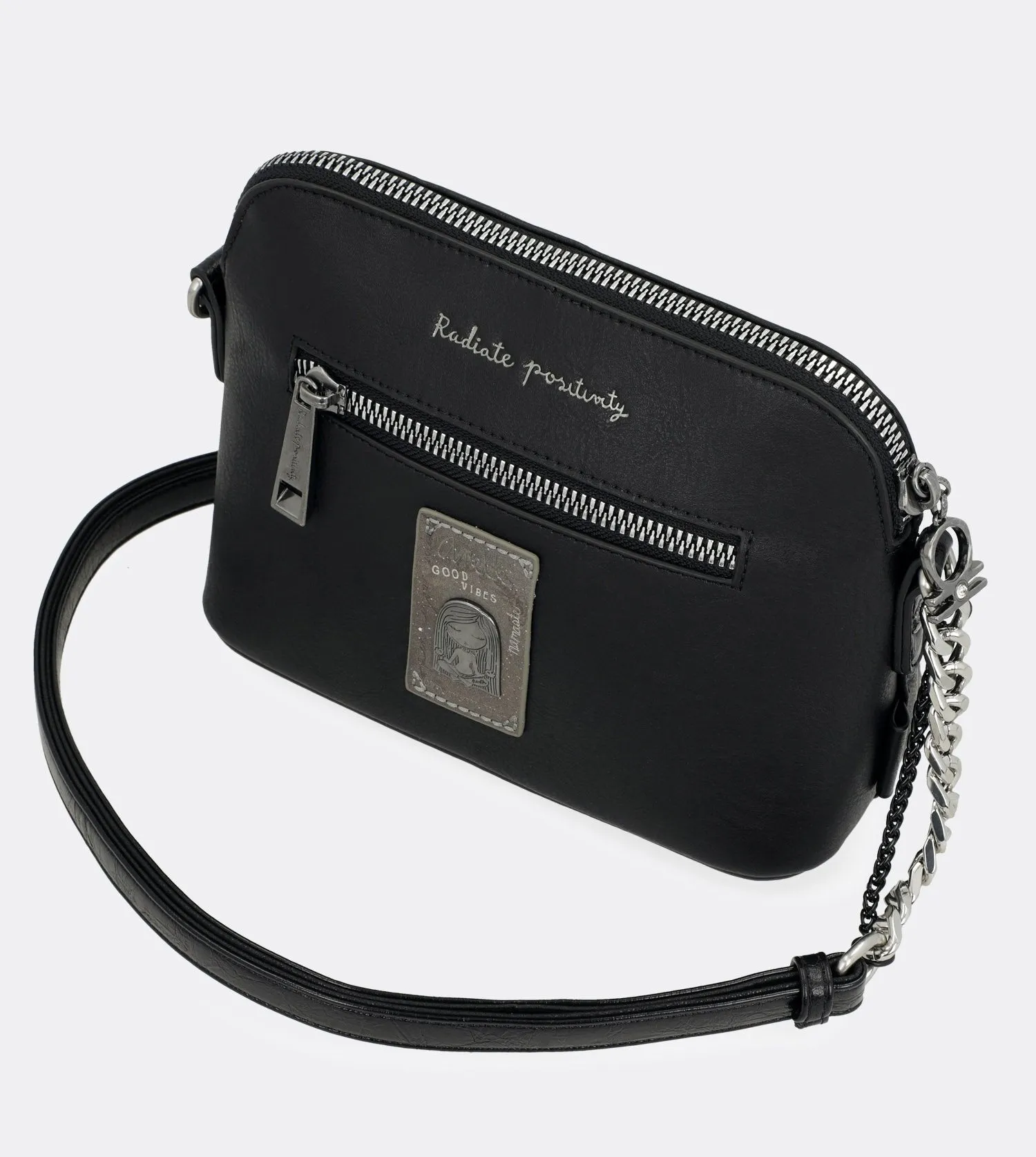 Exquisite spirit crossbody bag with a chain strap