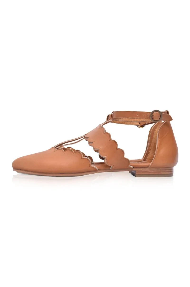 Gardenia Pointy Toe Leather Flats in Dark Tan