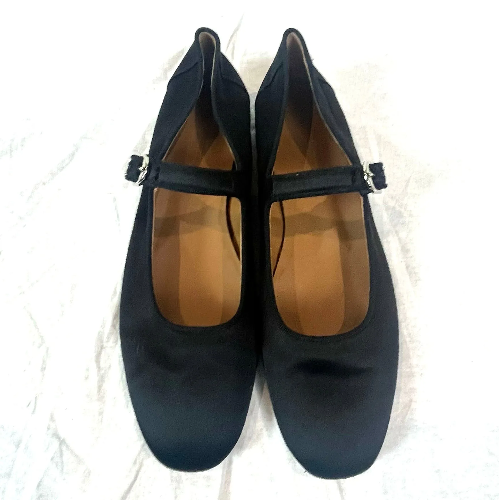 Le Monde Beryl 395 Black Silk Maryjane Flats 41