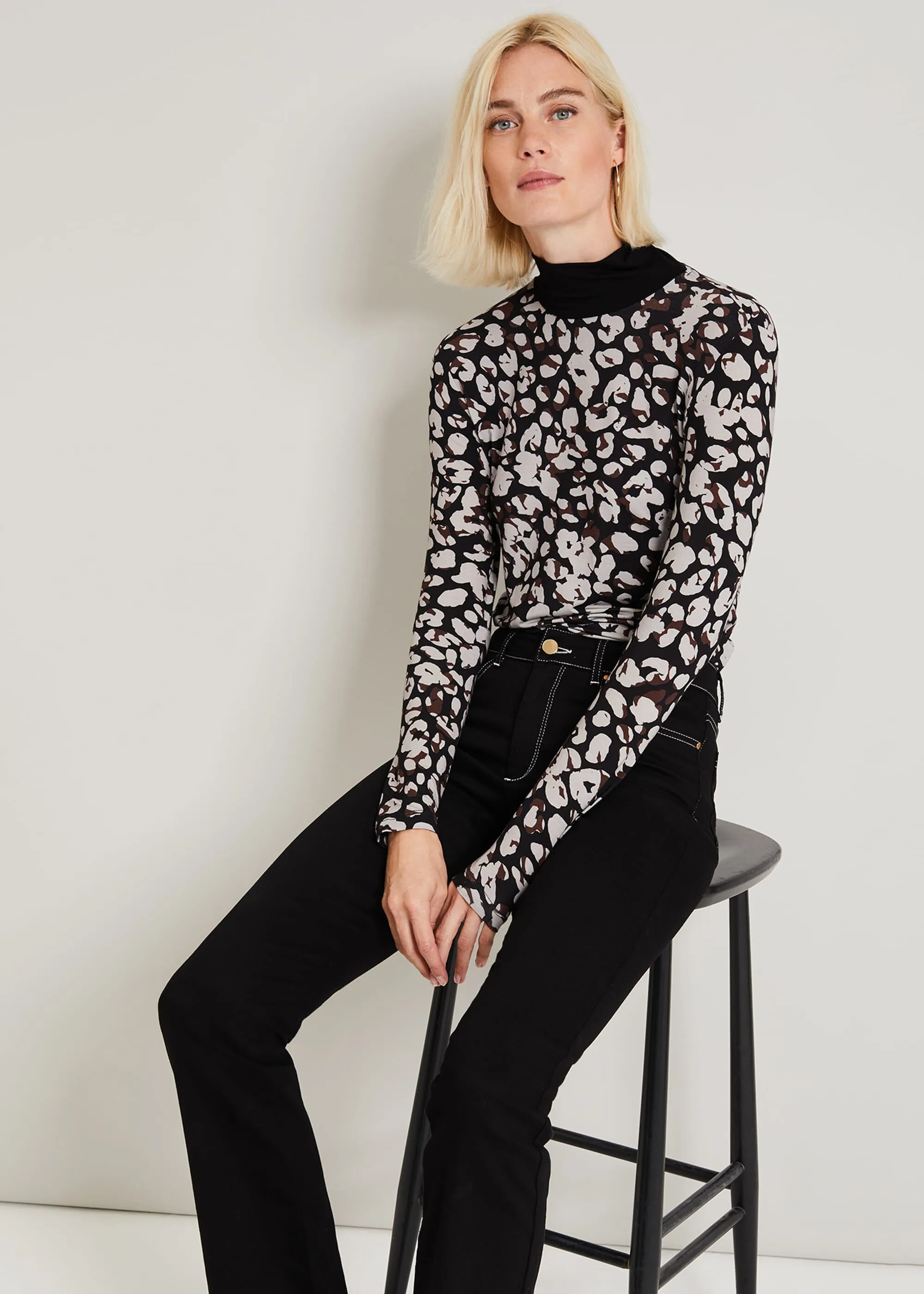 Lina Print Turtleneck Top