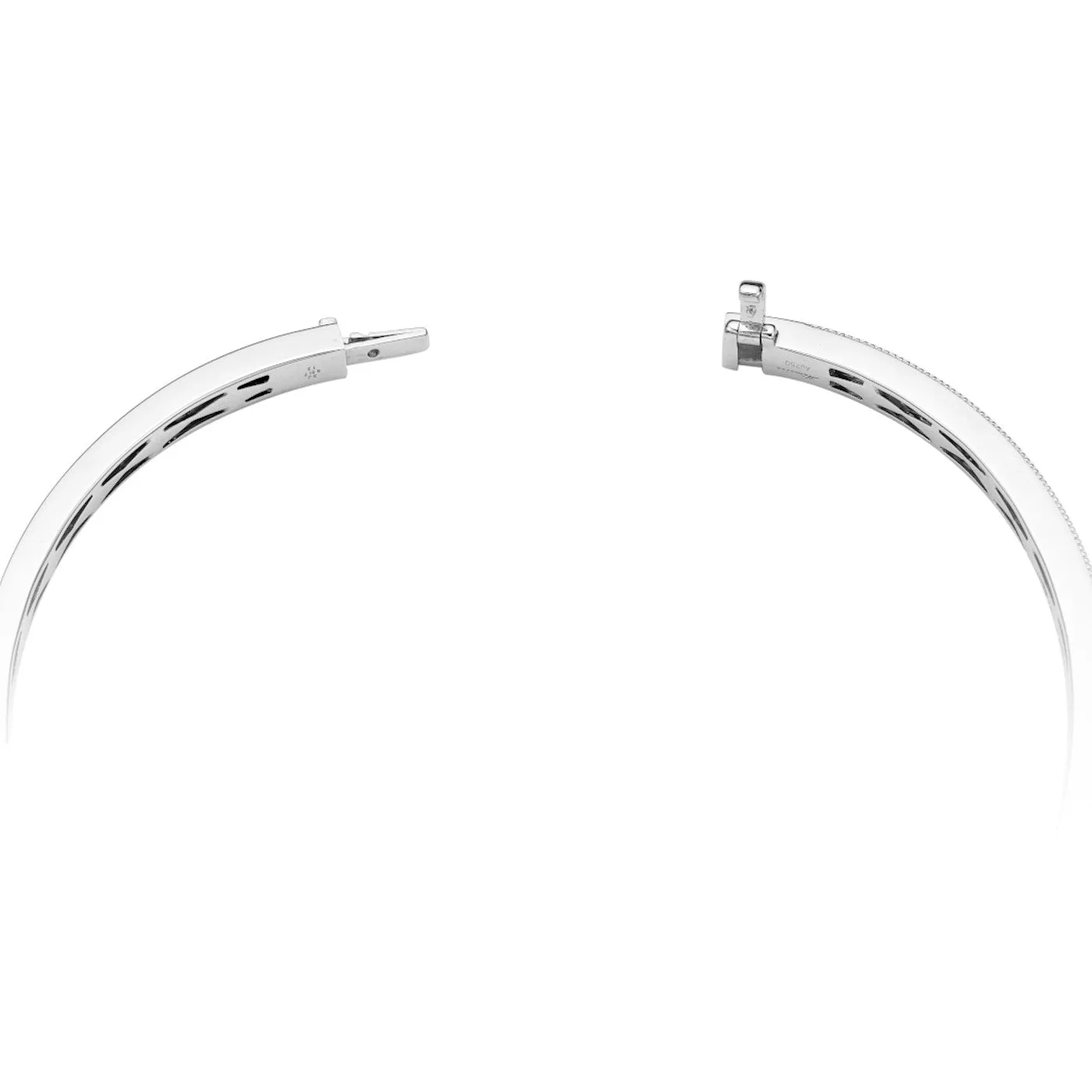 Memoire 18k White Gold Milgrain Diamond Bangle