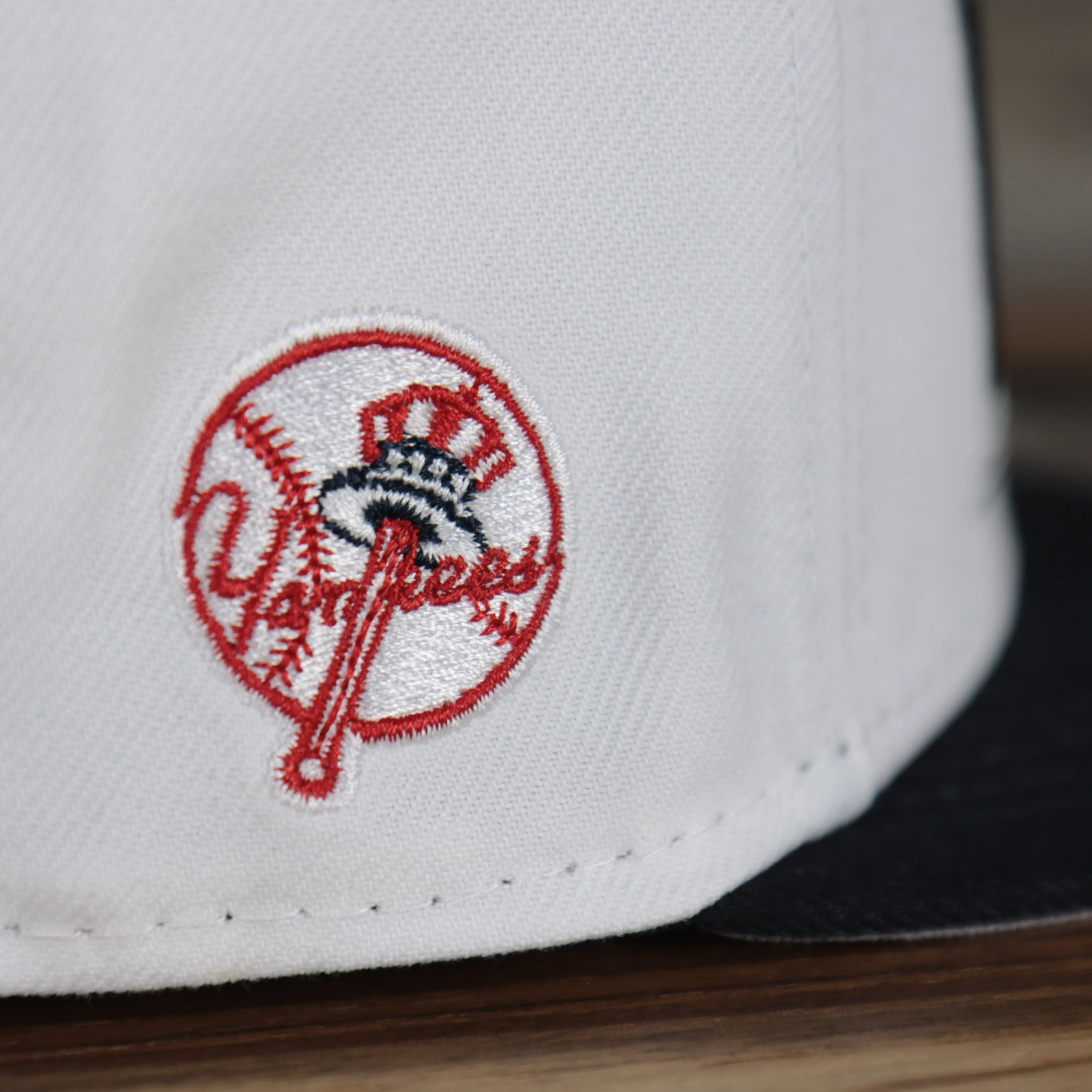 New York Yankees Retro 9Fifty Grey Bottom Snapback | White