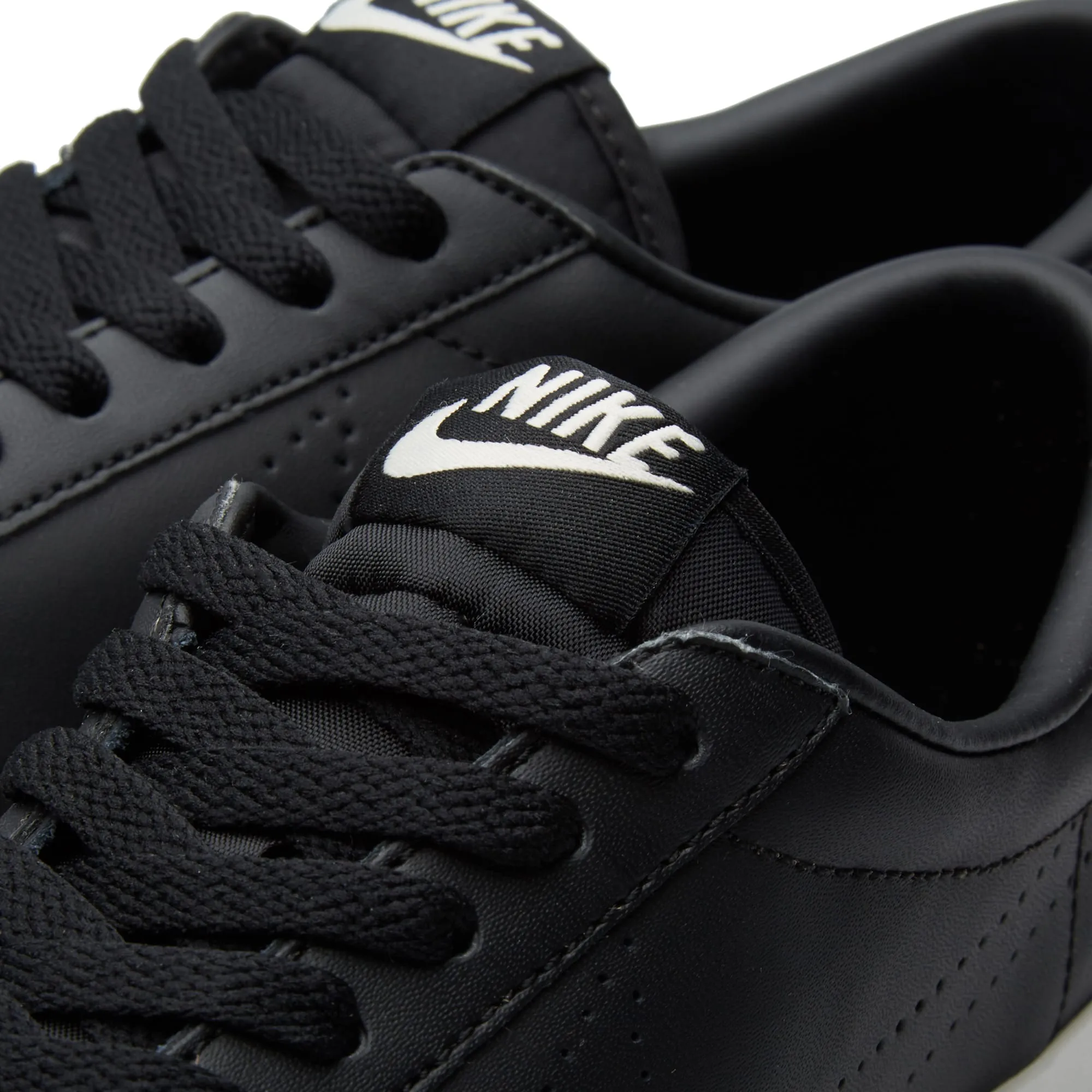 Nike Tennis Classic ACBlack