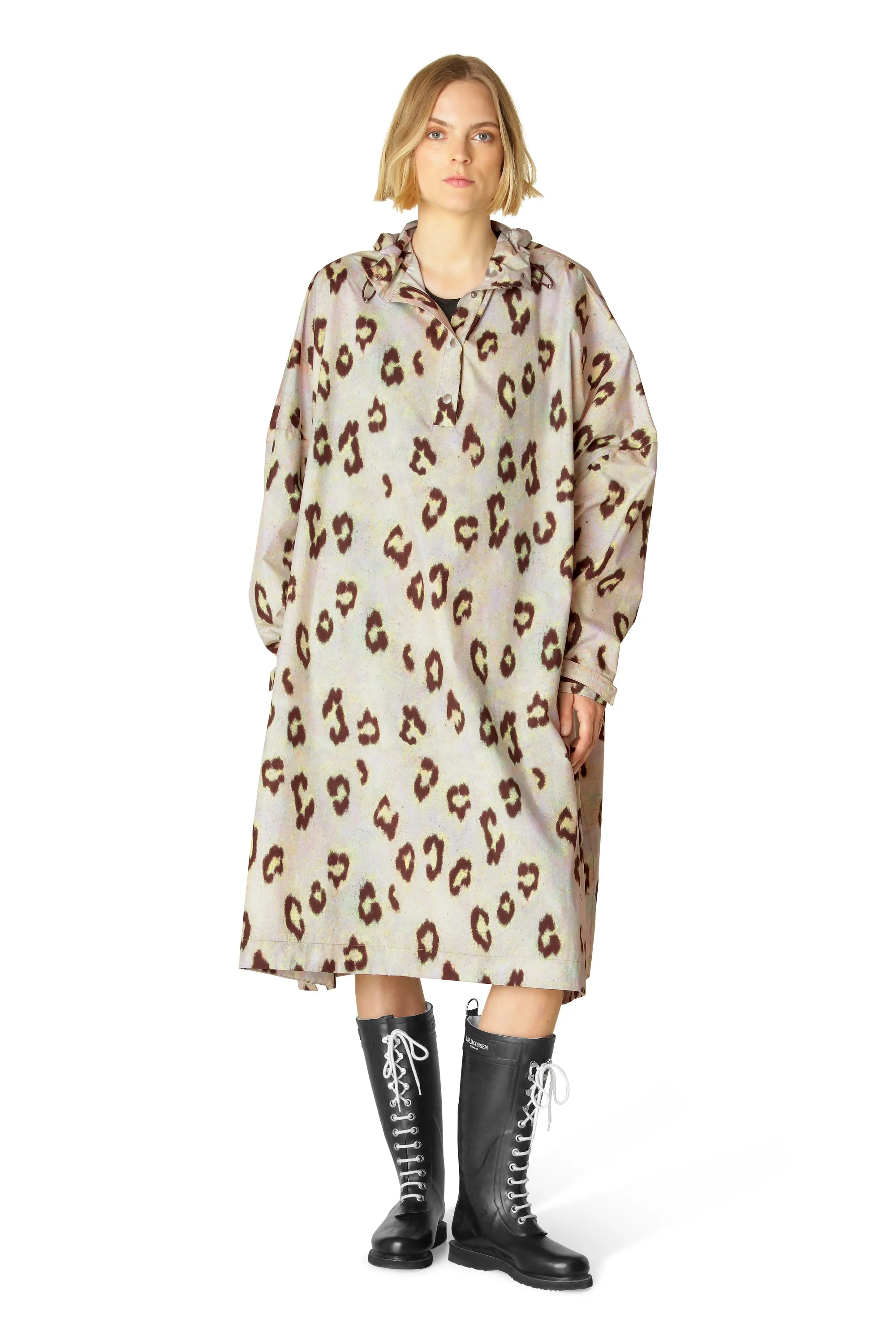 Poncho w. Sleeves Rain221Spp | Leopard | Poncho fra Ilse Jacobsen