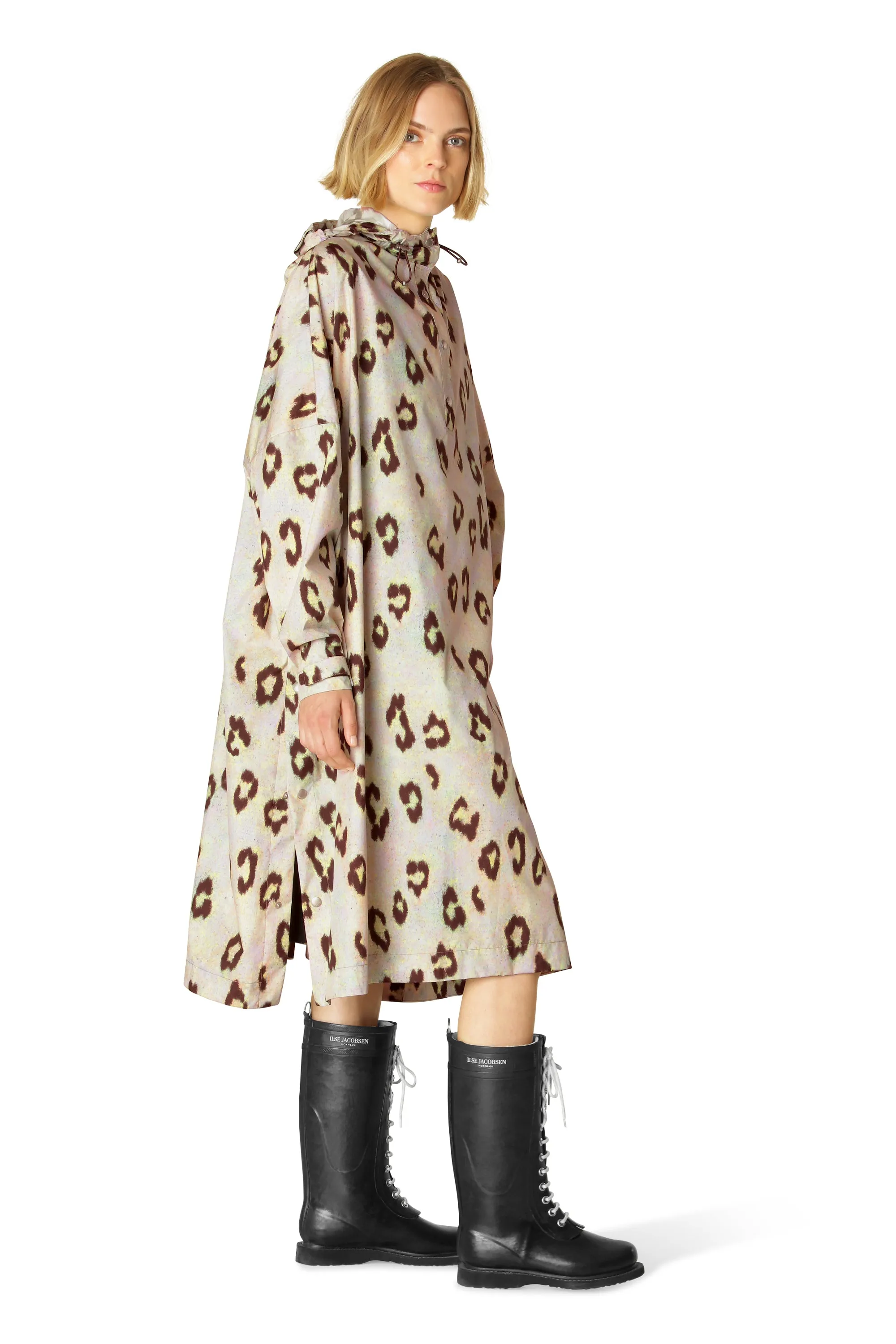 Poncho w. Sleeves Rain221Spp | Leopard | Poncho fra Ilse Jacobsen