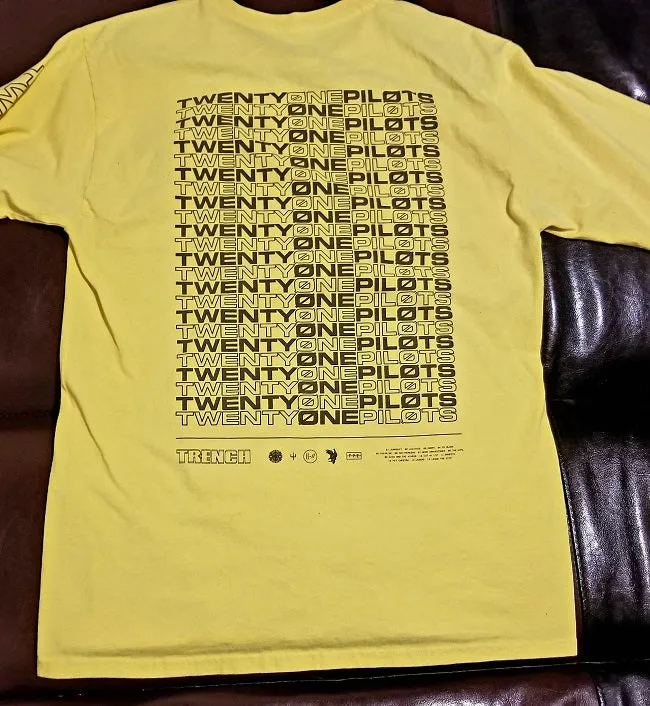 twenty one pilots Trench T-Shirt Men's Medium Yellow Long Sleeve